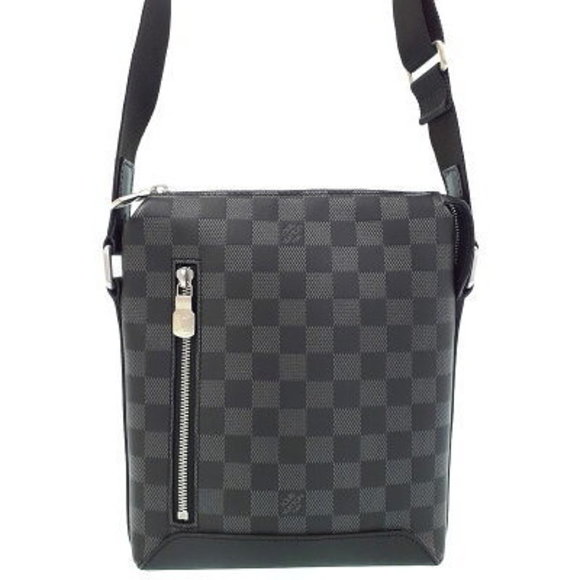 Louis Vuitton Infini Black Discovery Messenger Shoulder Bag - Picture 1 of 8